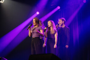 251012-acappella_roxy193254